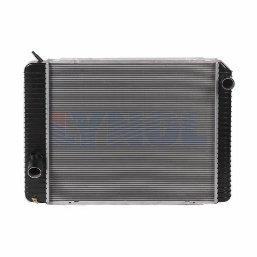 2009 International DuraStar 3800 MaxxForce 7 6.4L Radiator